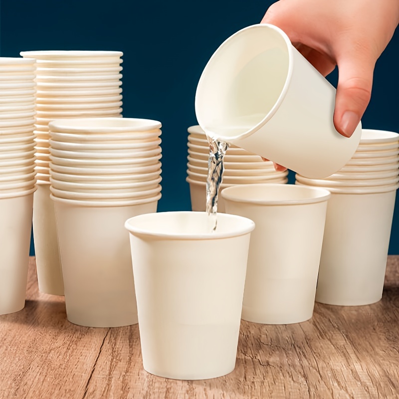  PrepStor Tazas de café desechables con tapas, 16 onzas, paquete  de 50, vasos de papel para bebidas frías/calientes con fundas : Salud y  Hogar