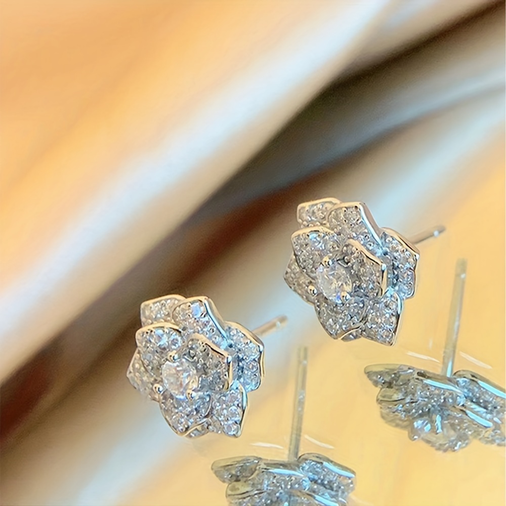 Piaget Rose Diamond 18K Rose Gold Stud Earrings