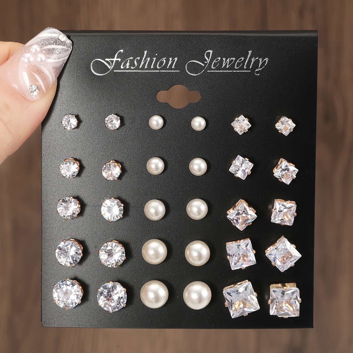 

15 Paires de Boucles D'oreilles Rondes Perle Pour Femmes, Luxe Pour de Festivals Banquets Fêtes Bijoux D'oreille Cadeaux Spéciaux