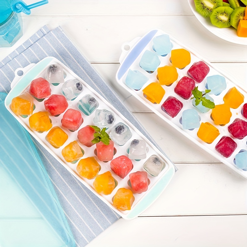 Stackable Ice Cube Trays (21 Cubes)