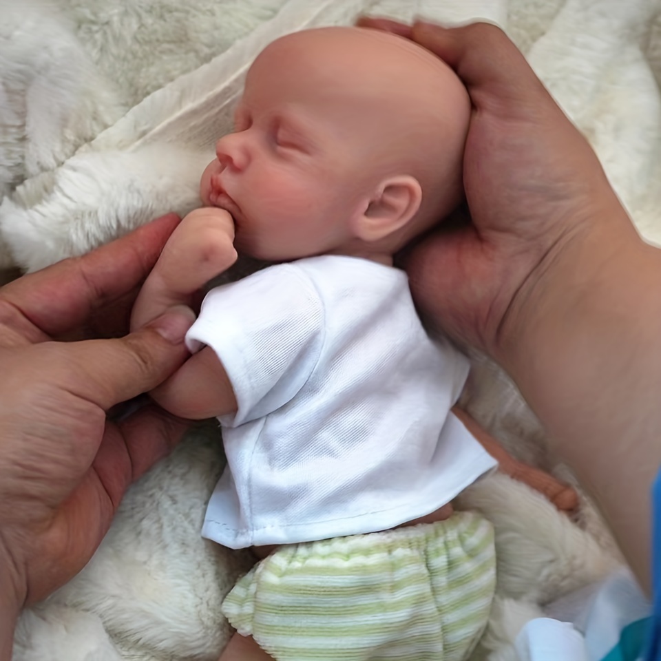 Boneco Bebê Reborn Menino, INTEIRO EM SILICONE - Artigos infantis