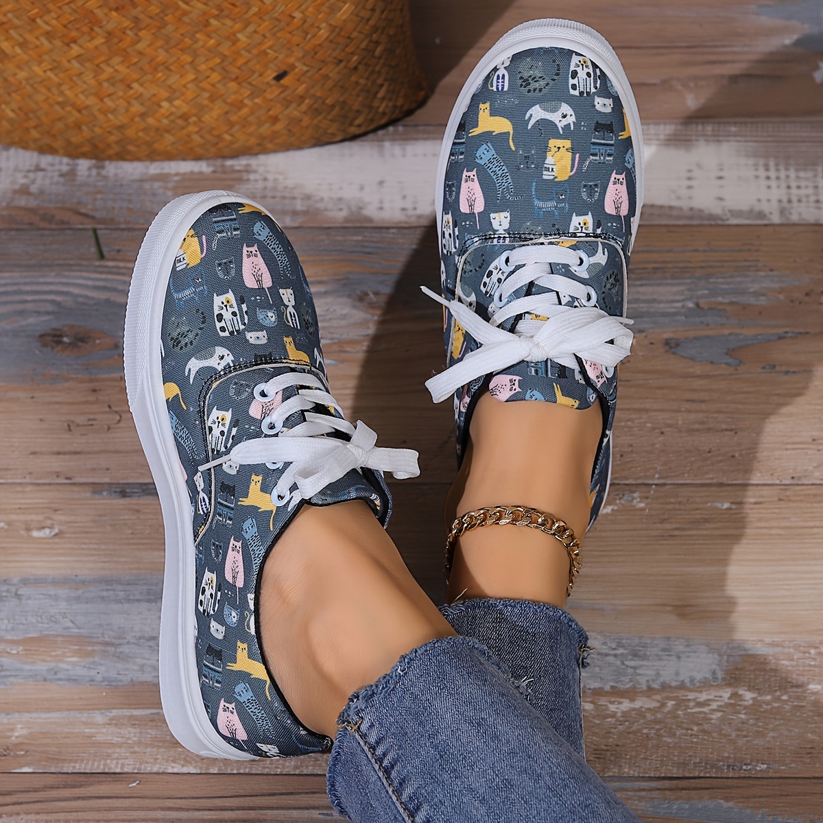 Converse sale cat print