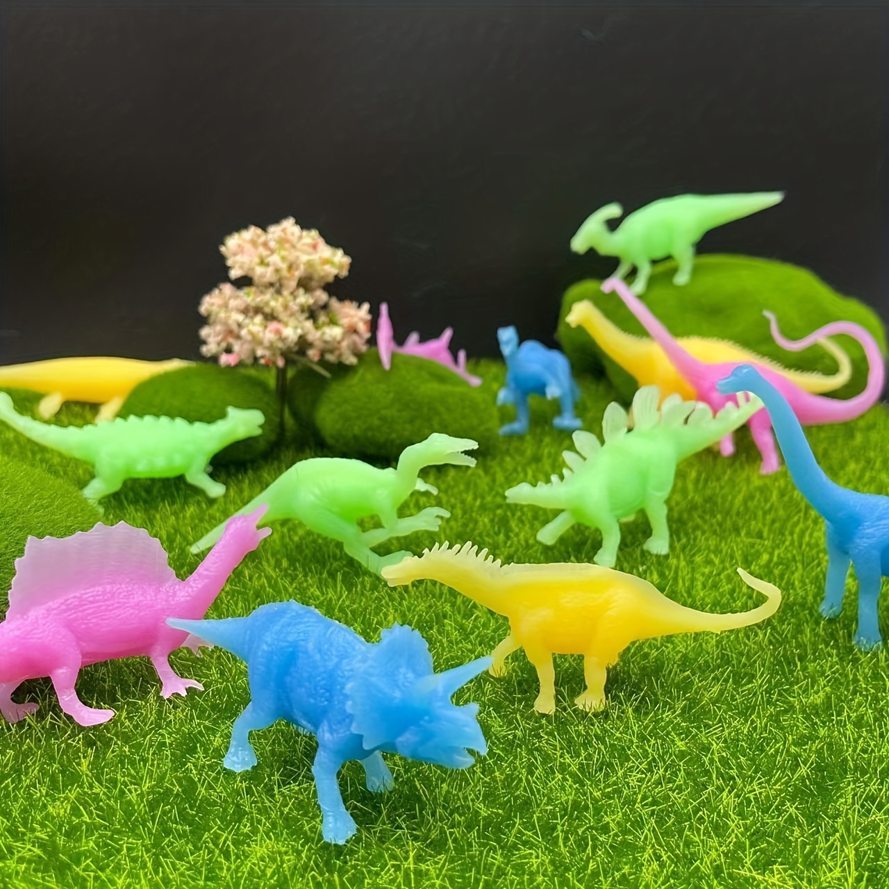 Brinquedos de Dinossauro para Crianças e Crianças de Pequeno Porte, Blue  Velociraptor T-Rex Triceratops, Grandes Brinquedos de Dinossauro Macios  para Amantes de Dinossauros - Favores Perfeitos para Festas de Aniversário  dos Dinossauros
