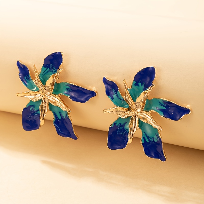 Personality Exaggerated Stud Earrings, Flower Theme