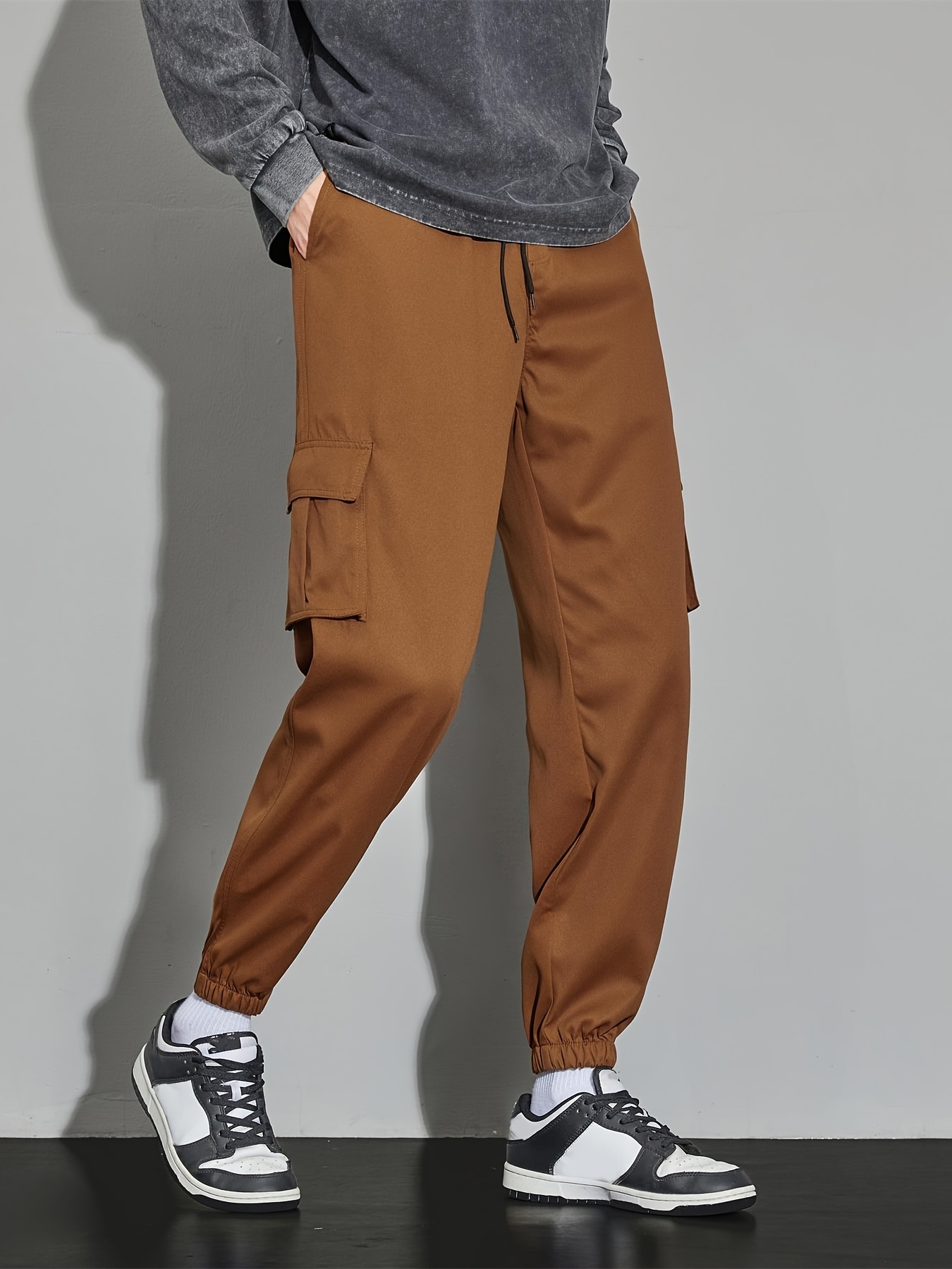 Cargo jogger clearance pants outfit