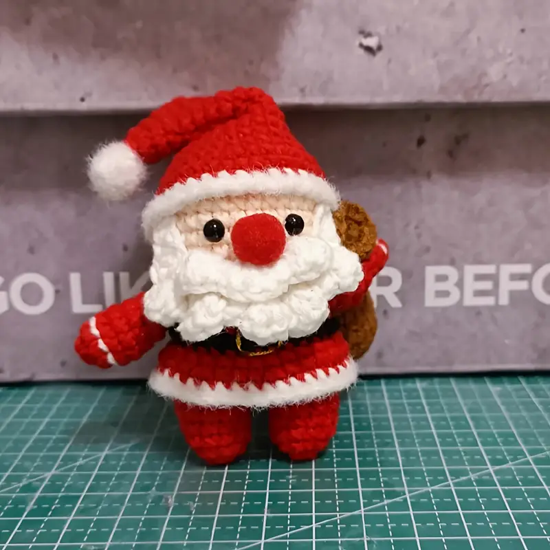 Santa Claus Crochet Kit