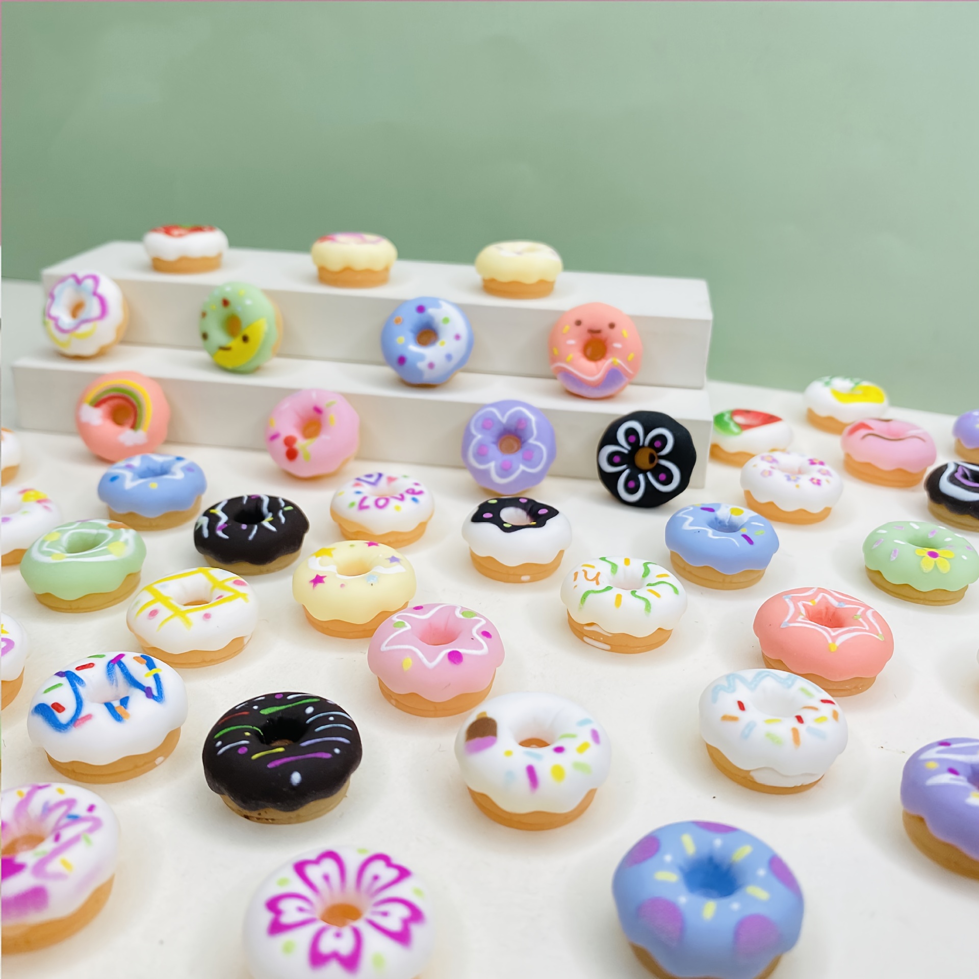 

Economy Pack 20pcs Simulated Food Toy Resin Colored Donuts Suitable For Diy Night Light Parking Sign Creative Keychain Pendant Jewelry Accessories