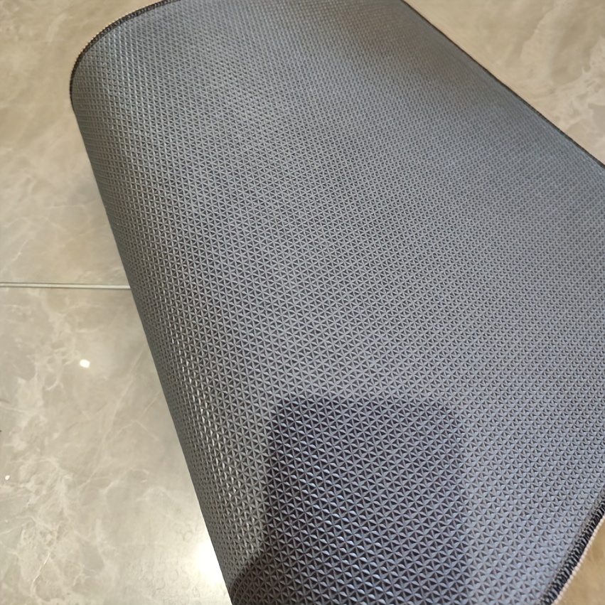 Geometric Non Slip Living Room Carpet 47x62in