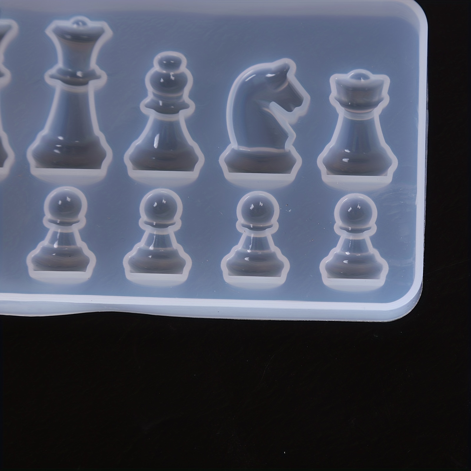 6pcs Chess Mold for Resin, Resin Chess Mold 3D Silicone, 3D Chess Board Resin  Molds Flexible