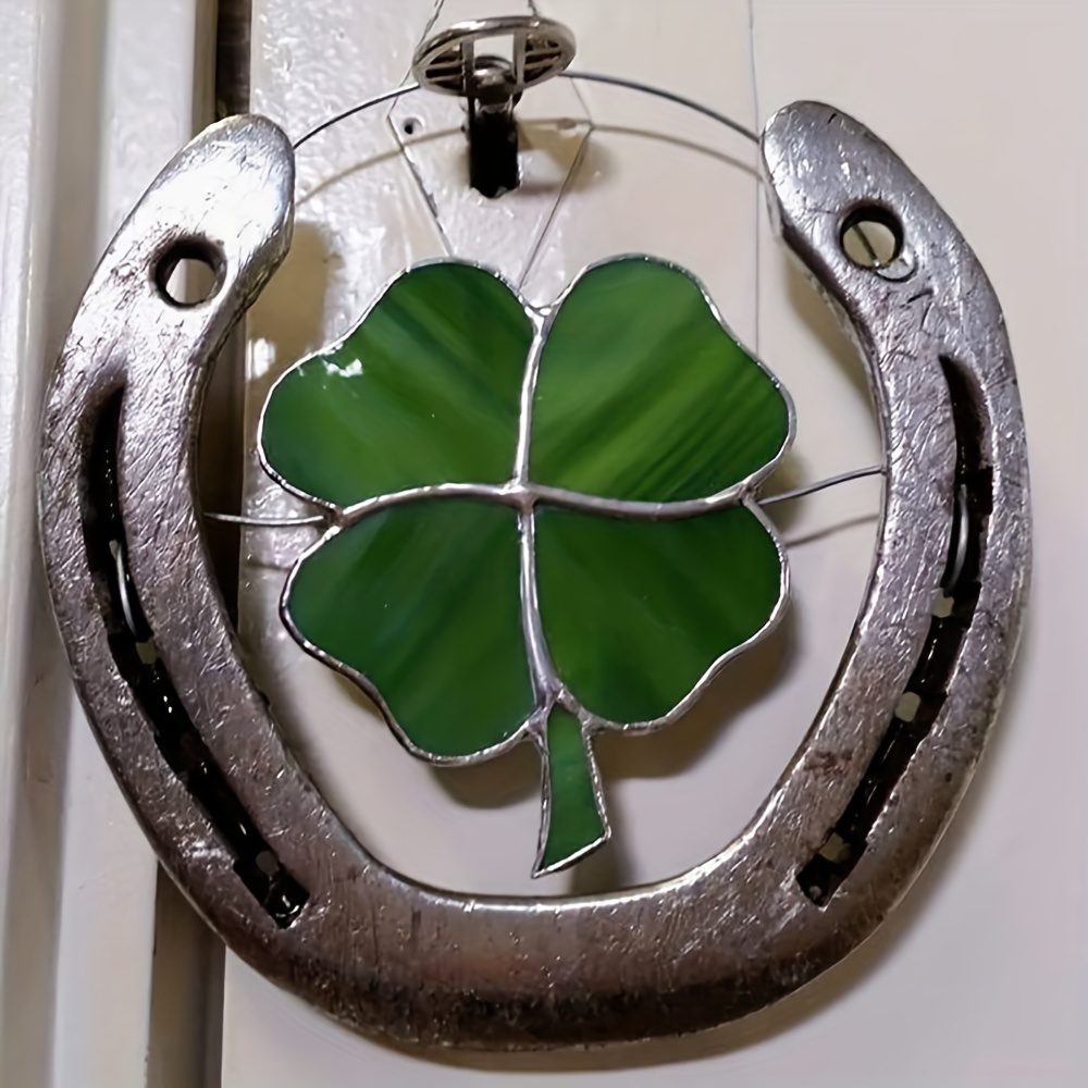  Xnchhou Creative Four-leaf Clover Good Luck Horseshoe Lucky  Clover Metal Handmade Hangings Ornaments Home Living Room Garden Pendant  Door Wall Art Decorations Statue 1Pcs : Home & Kitchen