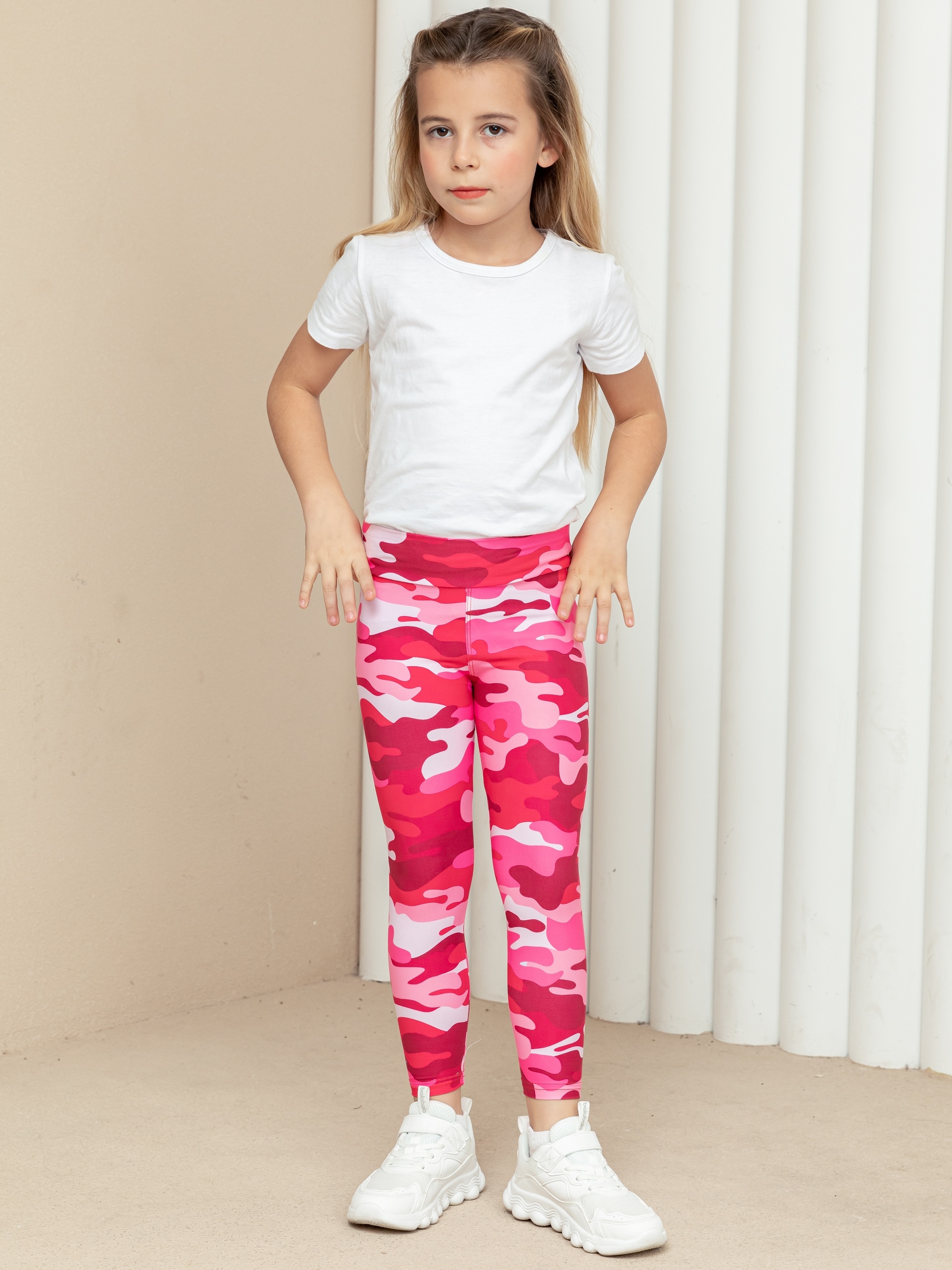 What To Wear With Pink Camo Leggings