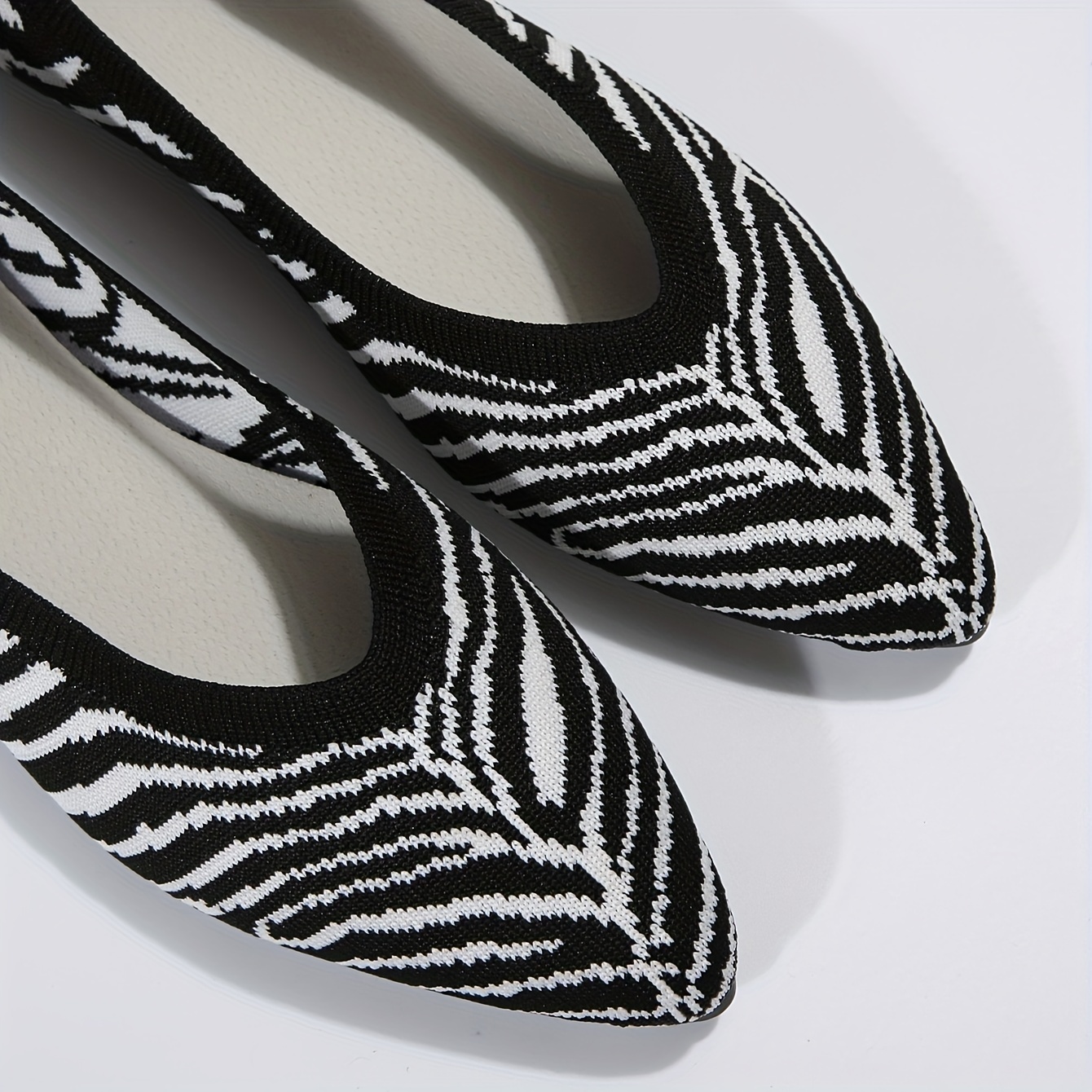 Knitted Pointed Flat Shoes Soft Sole Breathable Ballet Flats