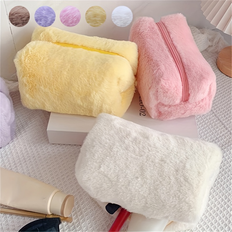 

1pc Plush Candy Color Makeup Bag, Sweet Winter Travel Zipper Cosmetic Pouch, Versatile Toiletry Organizer For Women Gift