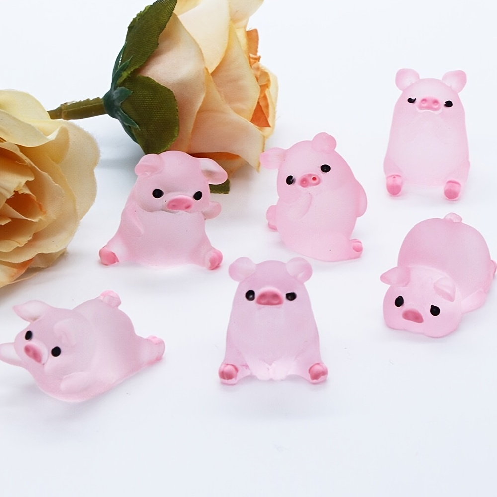 6Pcs/Set Mini Resin Luminous Pigs - Perfect for DIY Christmas