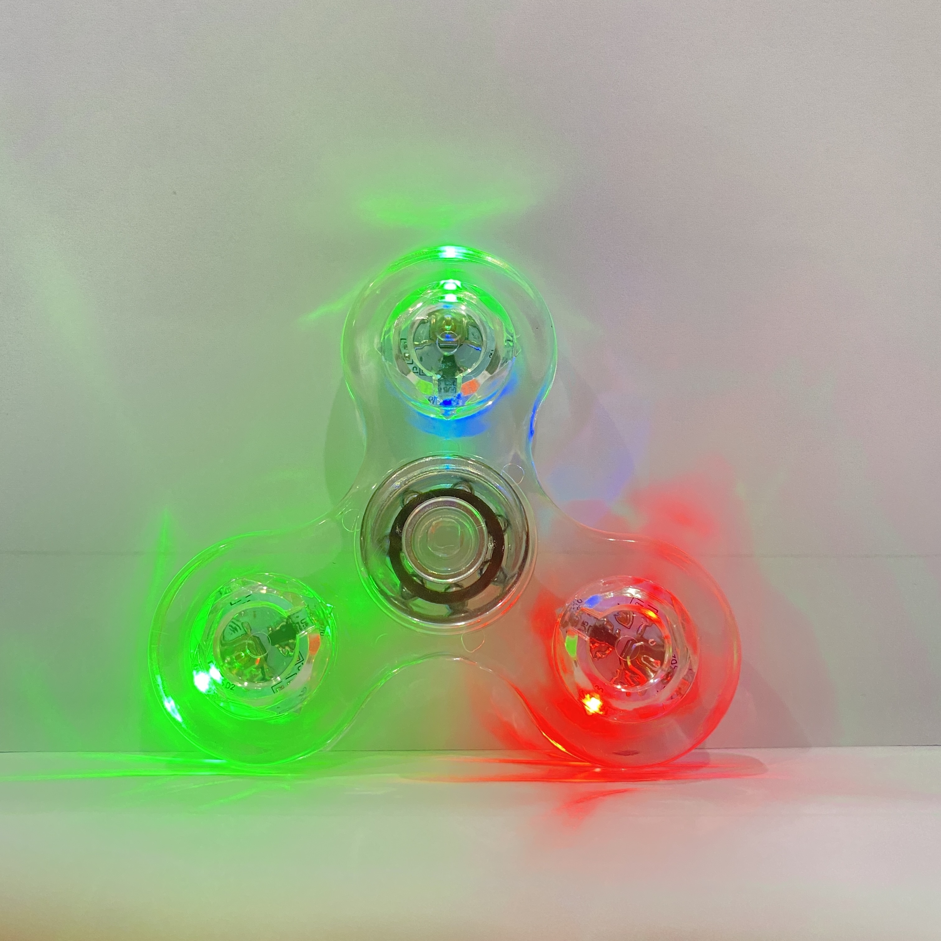 Kristall leuchtende LED-Licht-Fidget-Spinner, Hand-Top-Spinner, leuchten im  Dunkeln, EDC-Stressabbau-Spielzeug, kinetisches Gyroskop für Kinder