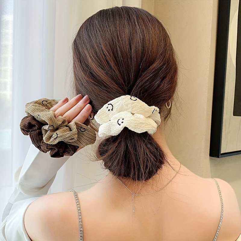 2pcs Smiling Face Pattern Scrunchies, Autumn And Winter Hair Accessories For Girls, Ideal choice for Gifts