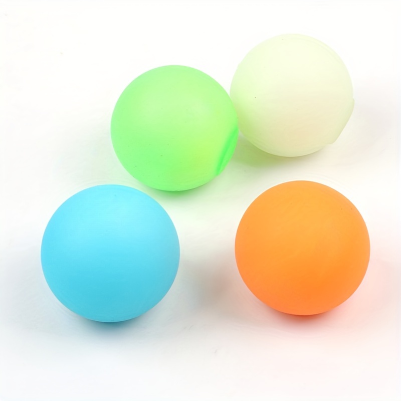 Lot de 12 balles de plafond lumineuses et collantes, balles  phosphorescentes pour soulager le stress, jouet amusant pour enfants et  adultes (couleur aléatoire) : : Jeux et Jouets