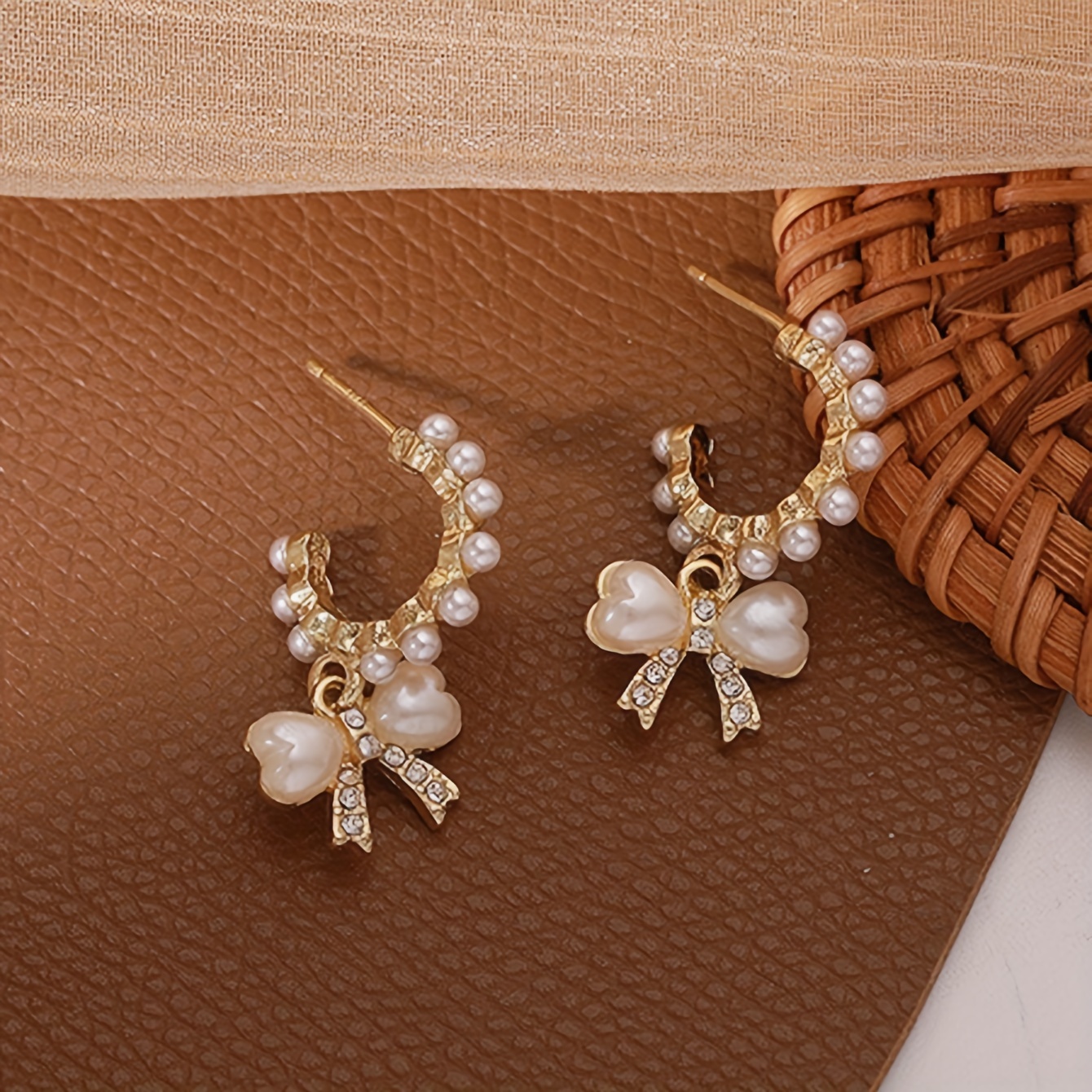 TEMU 1 Paire de Boucles d'Oreilles Élégantes à Nœud pour Femmes, Pendeloques Synthétiques, Pinces en Acier Inoxydable, Quotidiennes et pour Cadeaux