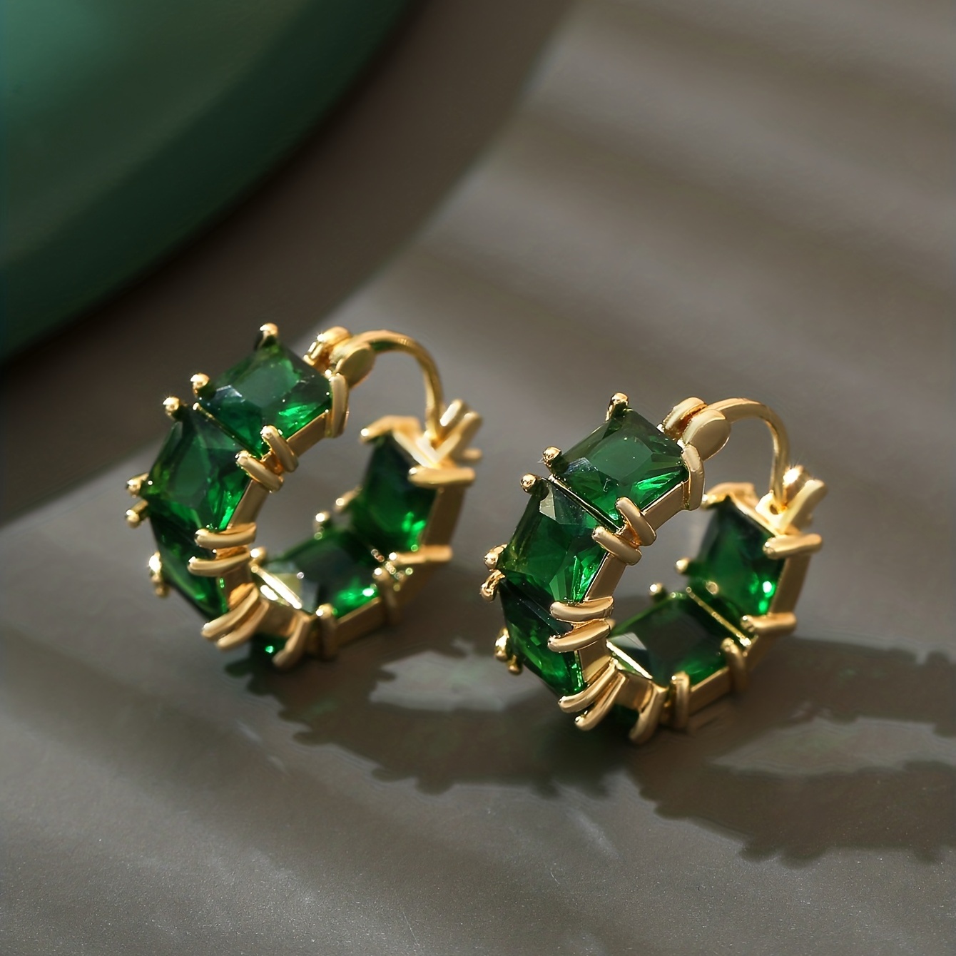 

Vintage Luxury Style Hoop Earrings Embellished With Green Zircon Copper Jewelry Party Wedding Ear Accessories For Women