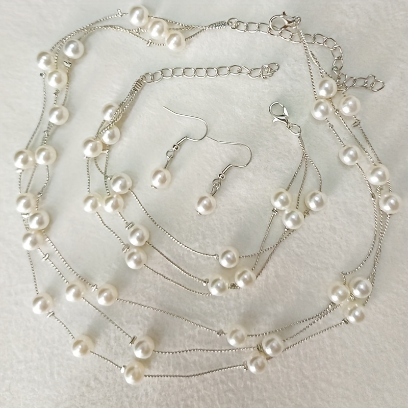 E-shop Schmuckset für Damen mit Halskette, Ohrringen Armband, 3-teilig