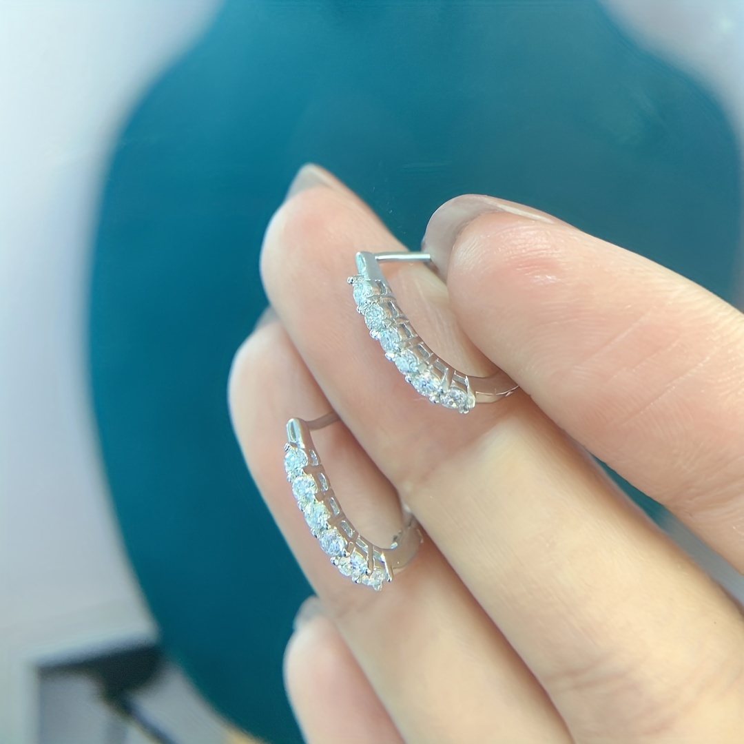 Diamond cut store artificial jewellery