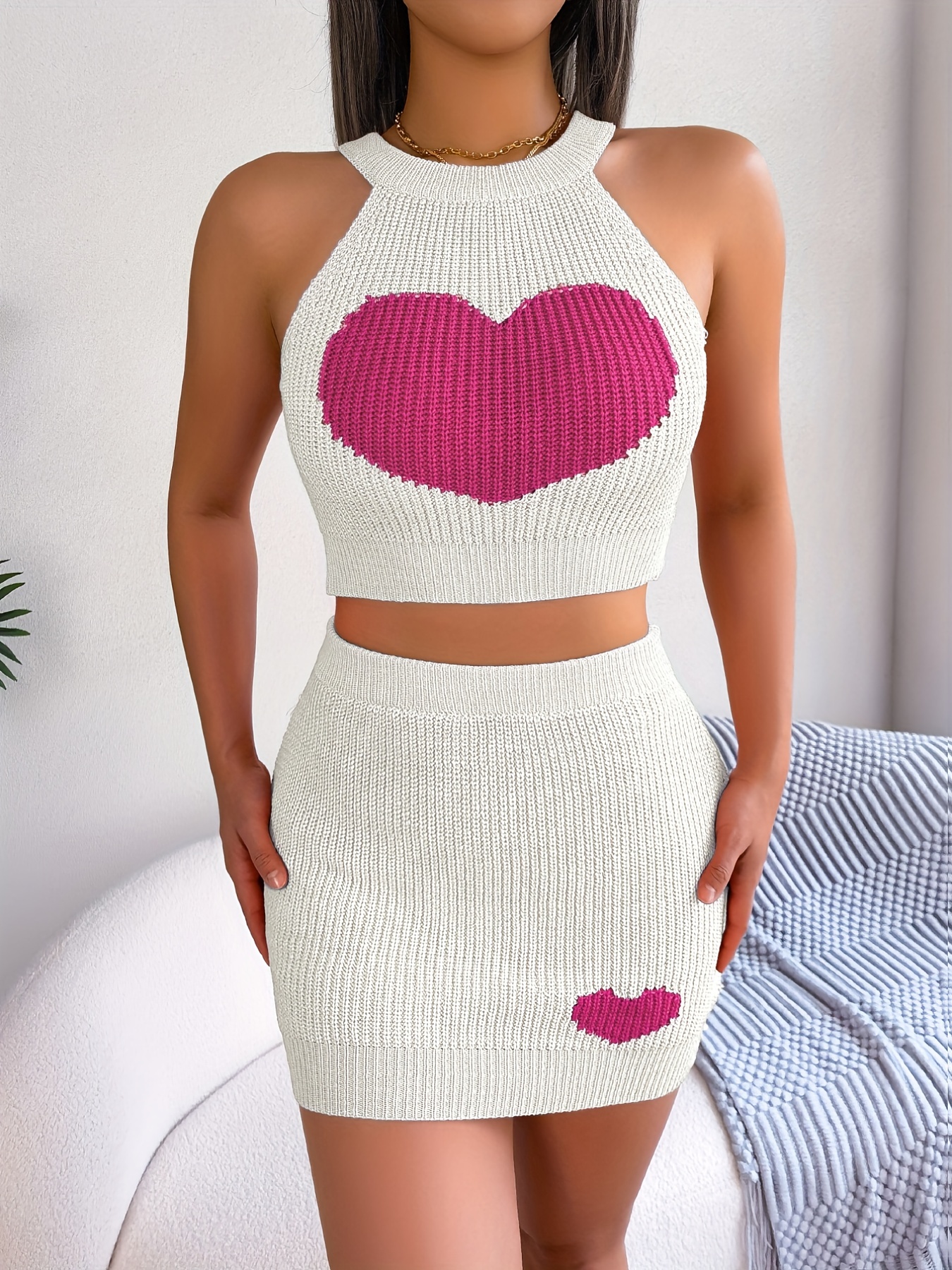 Heart Pattern Knitted Two piece Set Sleeveless Crop Top & Bodycon Skirt