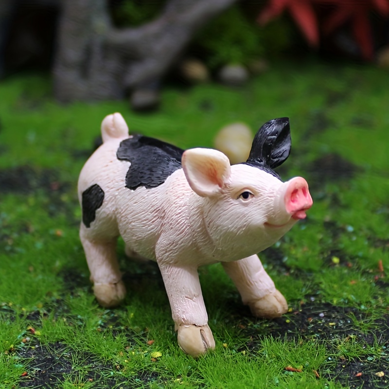 Spotted Baby Pig Sitting Piglet Yard Ornament Resin Figurine