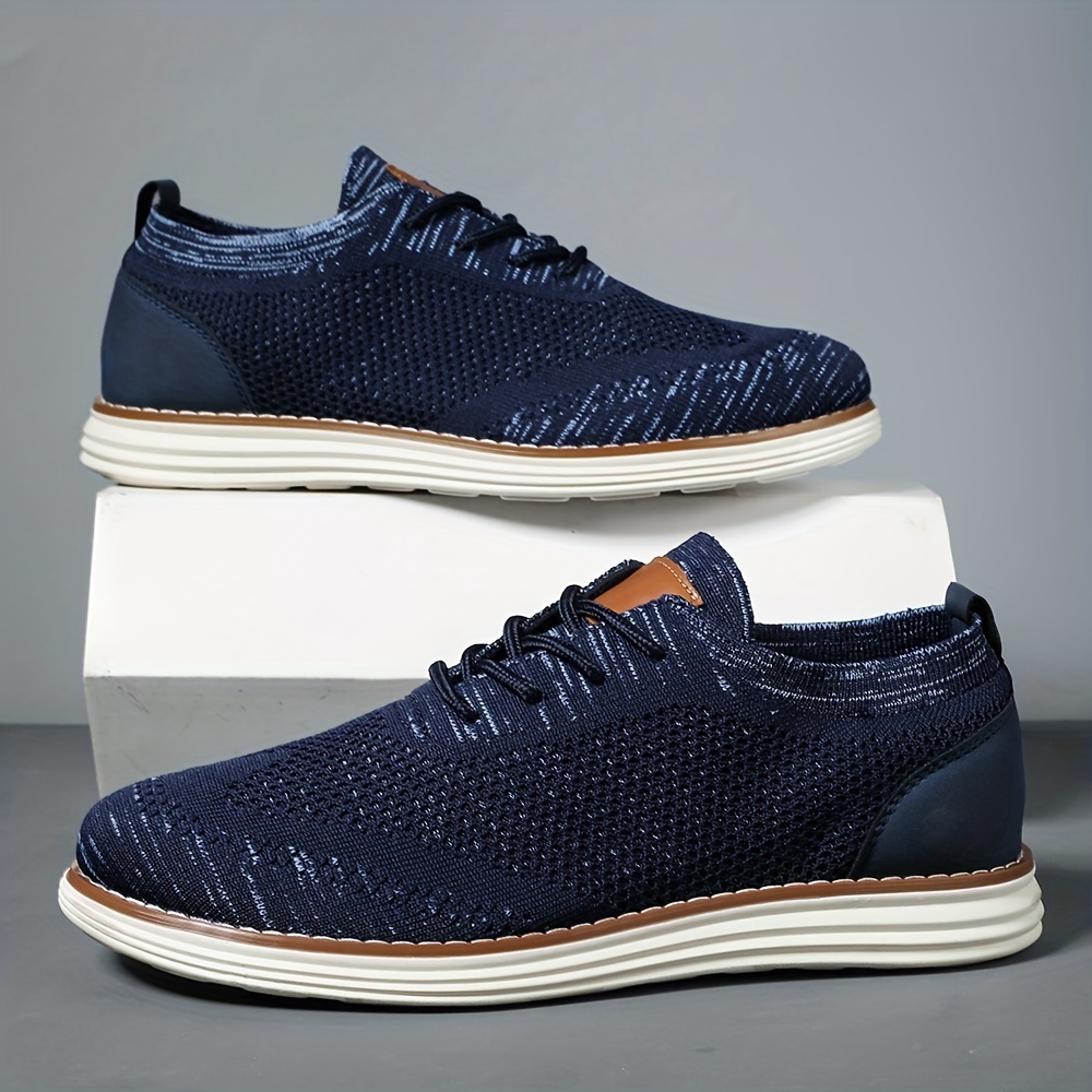 Men's Lightweight Sneakers - Athletic Shoes - Breathable Lace-ups