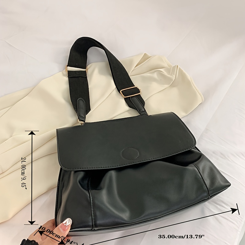 Black Fashionable Minimalist Flap Over Shoulder Bag