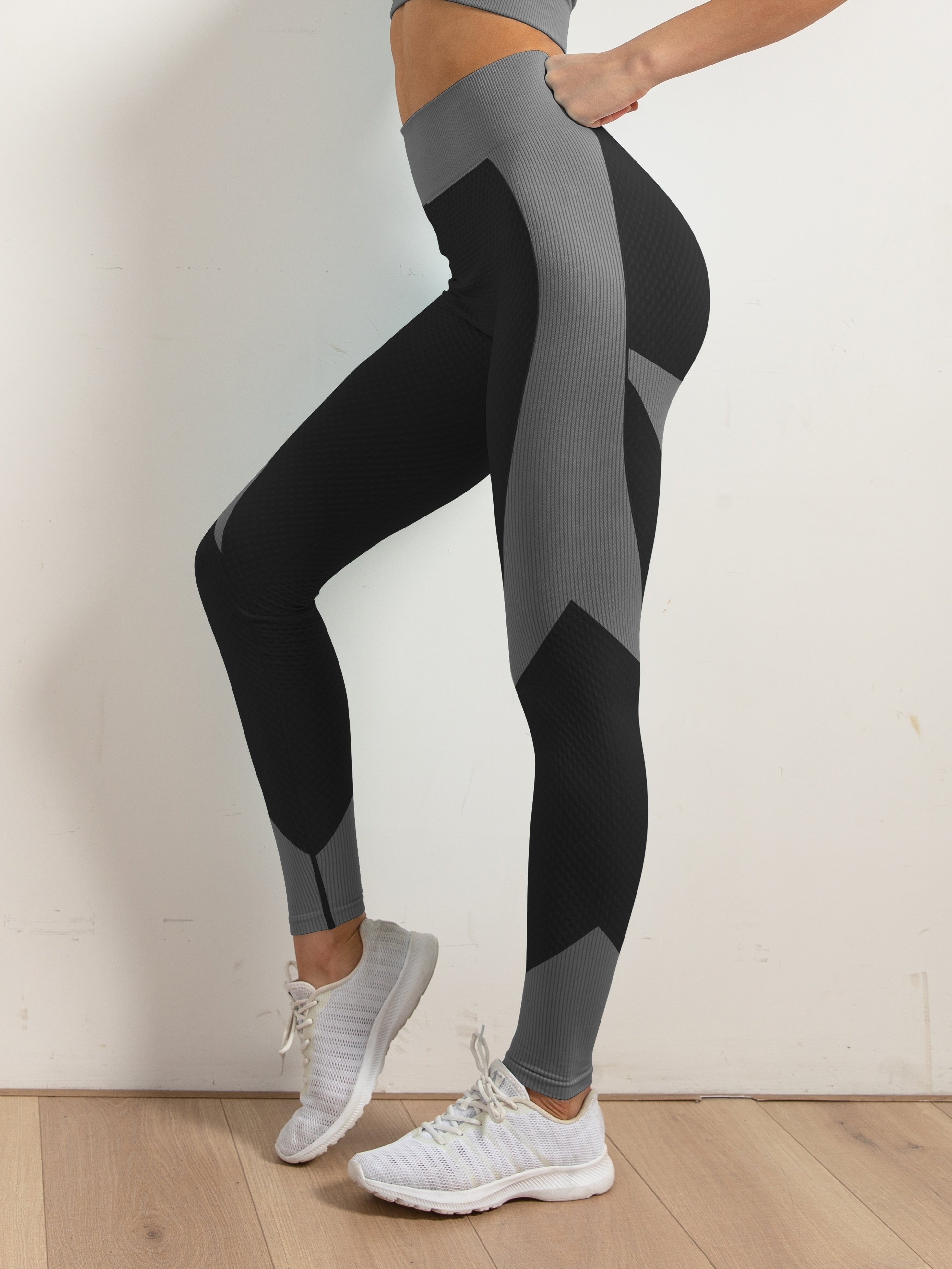 Avia Black And Gray Gym Legging Yoga Pants  Grey gym leggings, Gym leggings,  Yoga pants shop