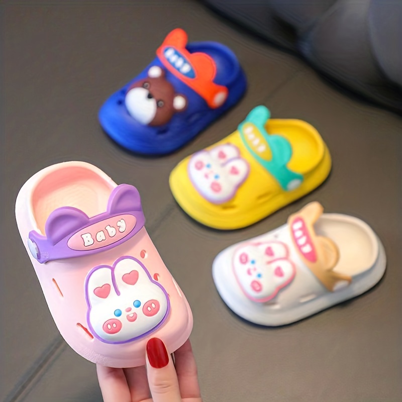 JIAGEYA Casual Breathable Clogs With Cute Cartoon Charms For Girls, Quick Drying Lightweight Anti Slip Clogs For Indoor Outdoor Shower Beach Pool, All Seasons