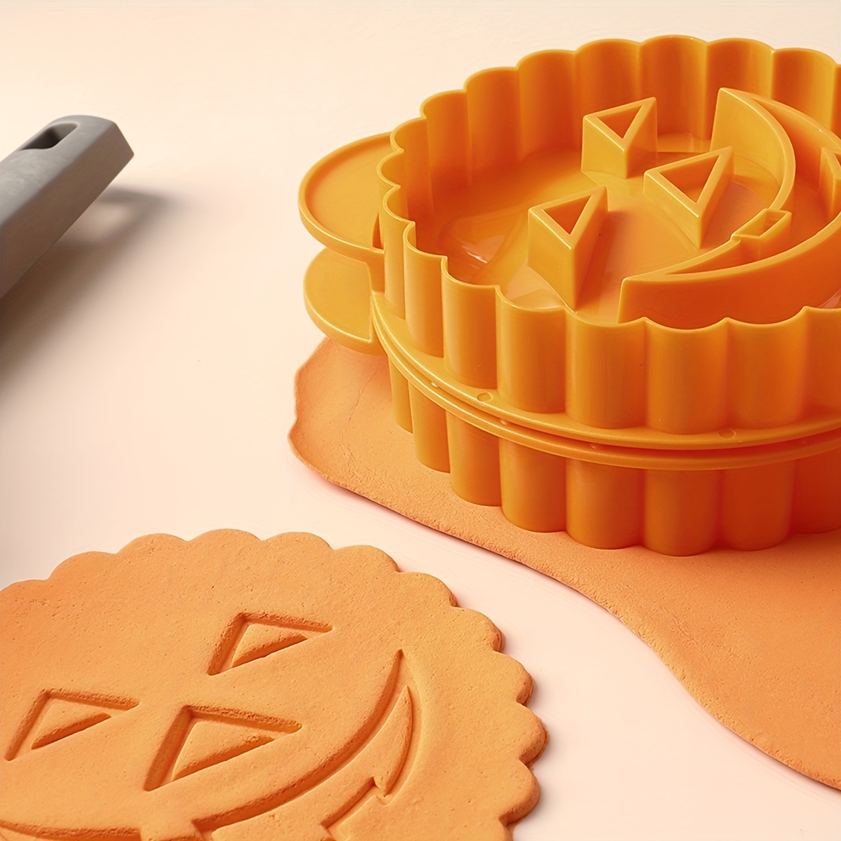 Dough Presser Pocket Pie Molds, Party Potluck Hand Pie Molds, Hand Pie  Molds, Fruit, Pumpkin And Acorn, For Home Kitchen Restaurant Bakery,  Kitchen Supplies, Baking Tools - Temu