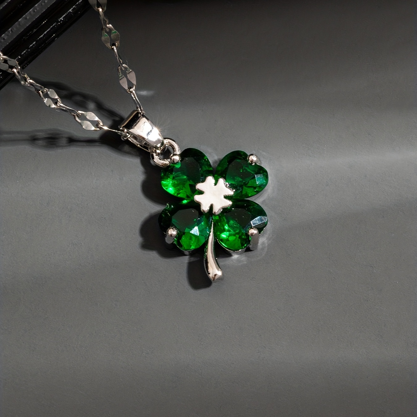 New Stainless Steel Necklaces Zircon Shell Four-leaf Clover Double