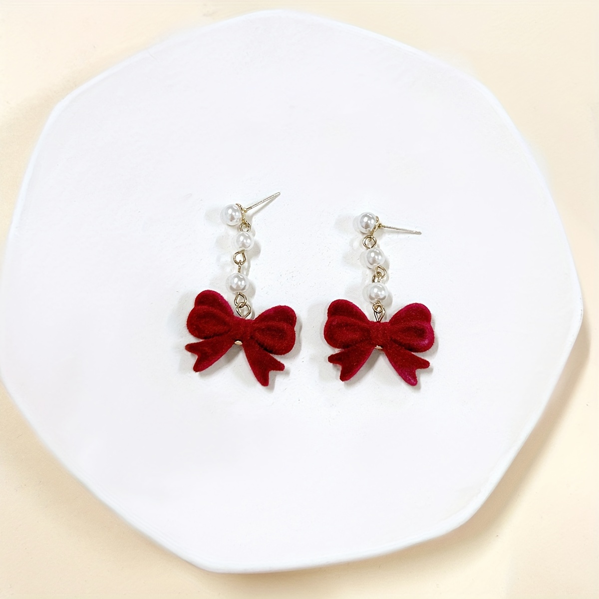 Christmas Red Flocking Bow Faux Pearl Decor Dangle Earrings Retro Elegant Style Zinc Alloy Jewelry, Jewels Delicate Christmas Ear Ornaments, Free