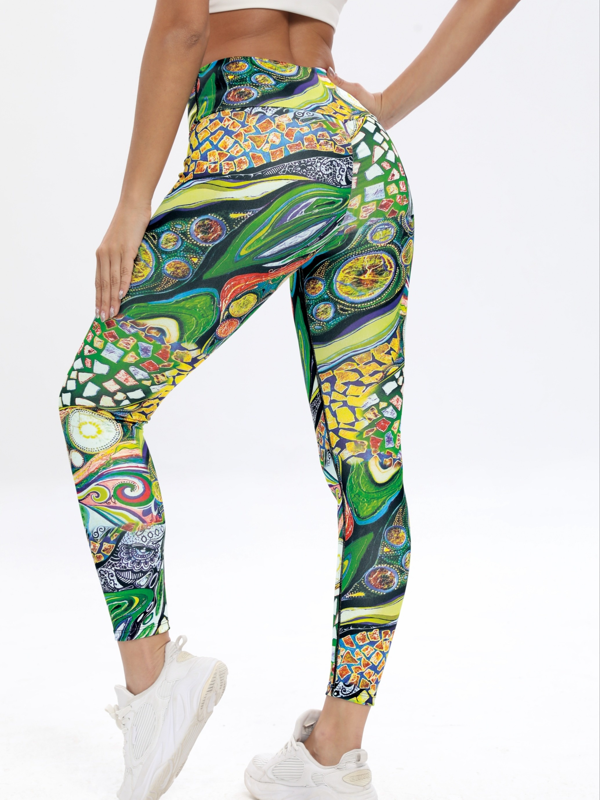 High Waist Tummy Control Yoga Crop Pants With Printed Design NWT L