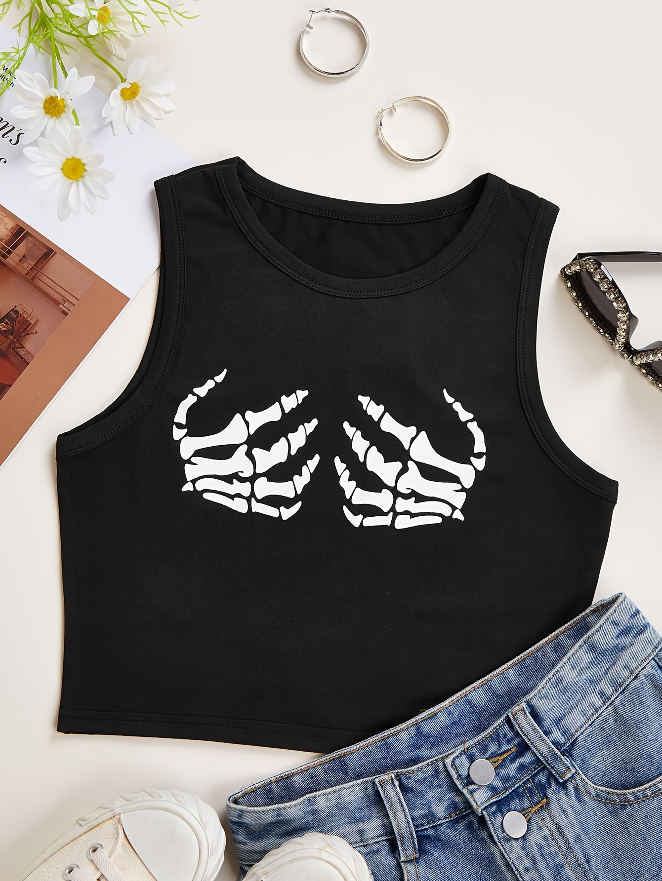 skull hands crop top