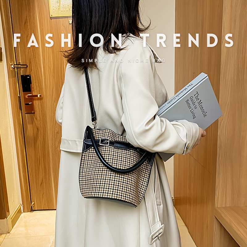 ハウンドトゥースパターン ショルダーバッグ（レスポートサック  