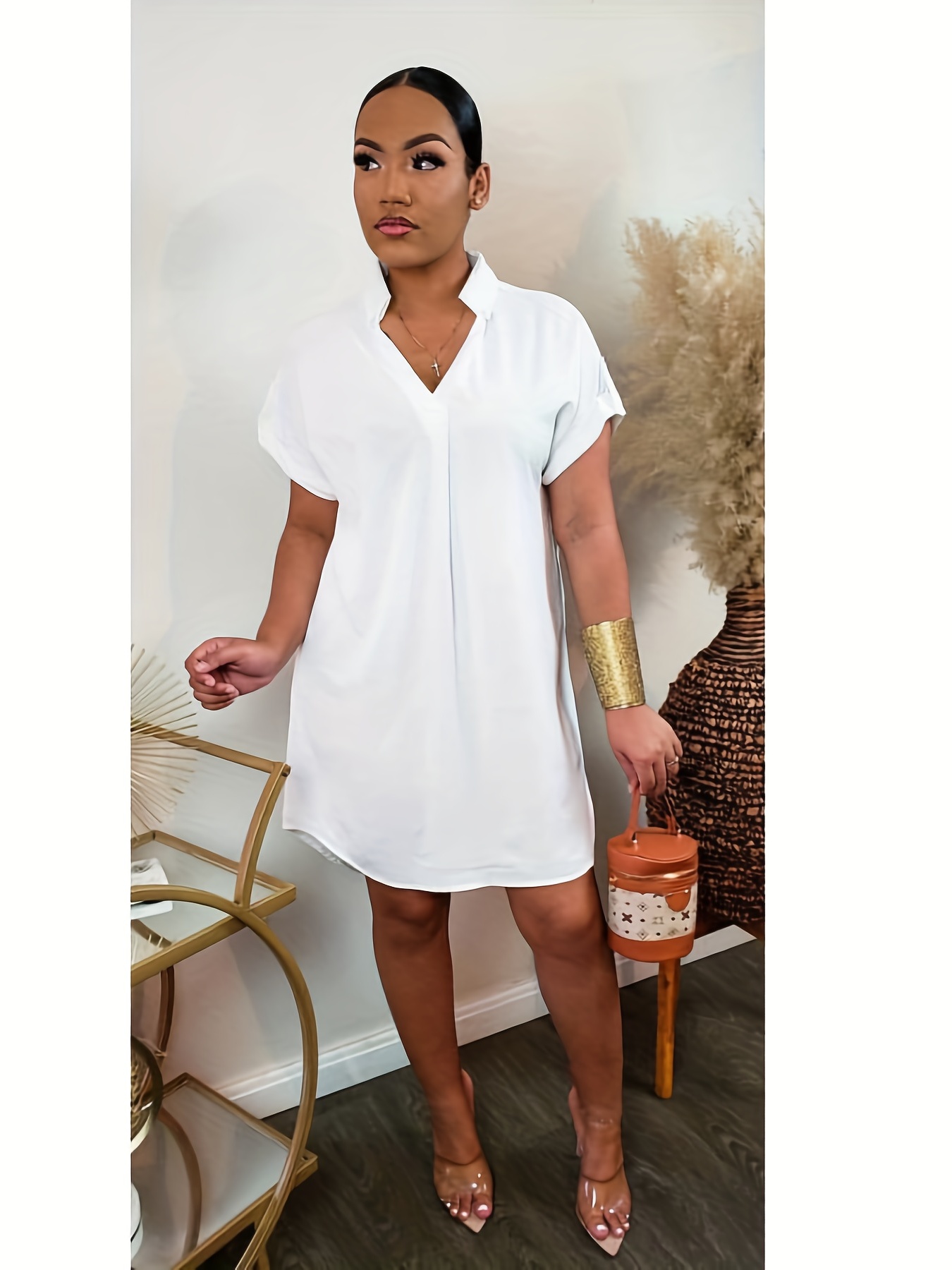 White short clearance sleeve shift dress