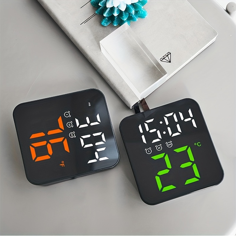 1pc Sveglia A Controllo Vocale, Orologi Digitali A Led Temperatura, Modalità  Notturna 12/24h Funtione Anti-disturbo Orologio Elettronico A Parete - Casa  E Cucina - Temu Italy