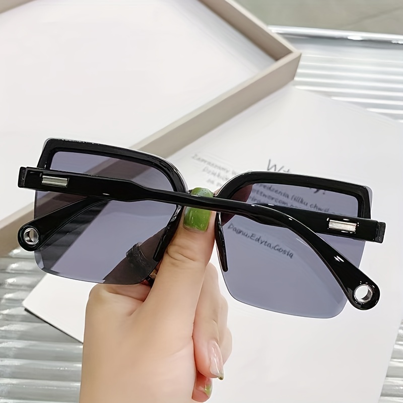 2021 New Square Oversized Sunglasses Fashion Sky Blue White Color Eyewear  Aolly Plastic Eyeglasses Frame UV400 Shade Driving