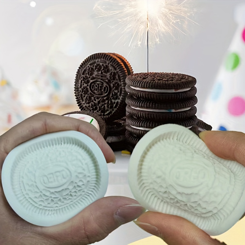 1pc, Cookie Shaped Chocolate Mold, 3D Silicone Mold, Oreo Candy Mold,  Biscuit Shaped Cake Mold, Fondant Mold, Baking Tools, Kitchen Gadgets,  Kitchen A