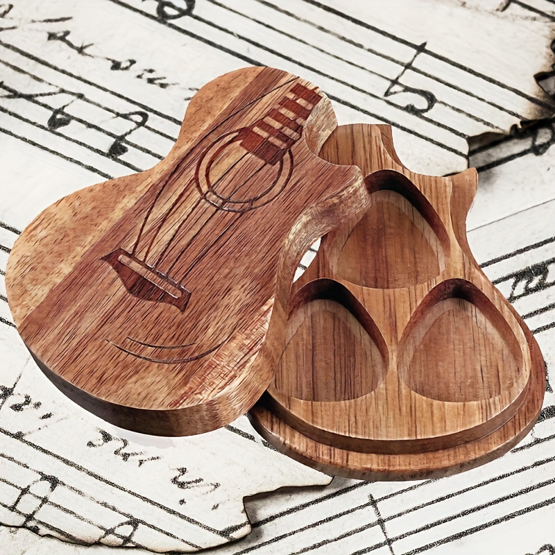 Boîte à médiators en forme de guitare en bois gravé avec 3