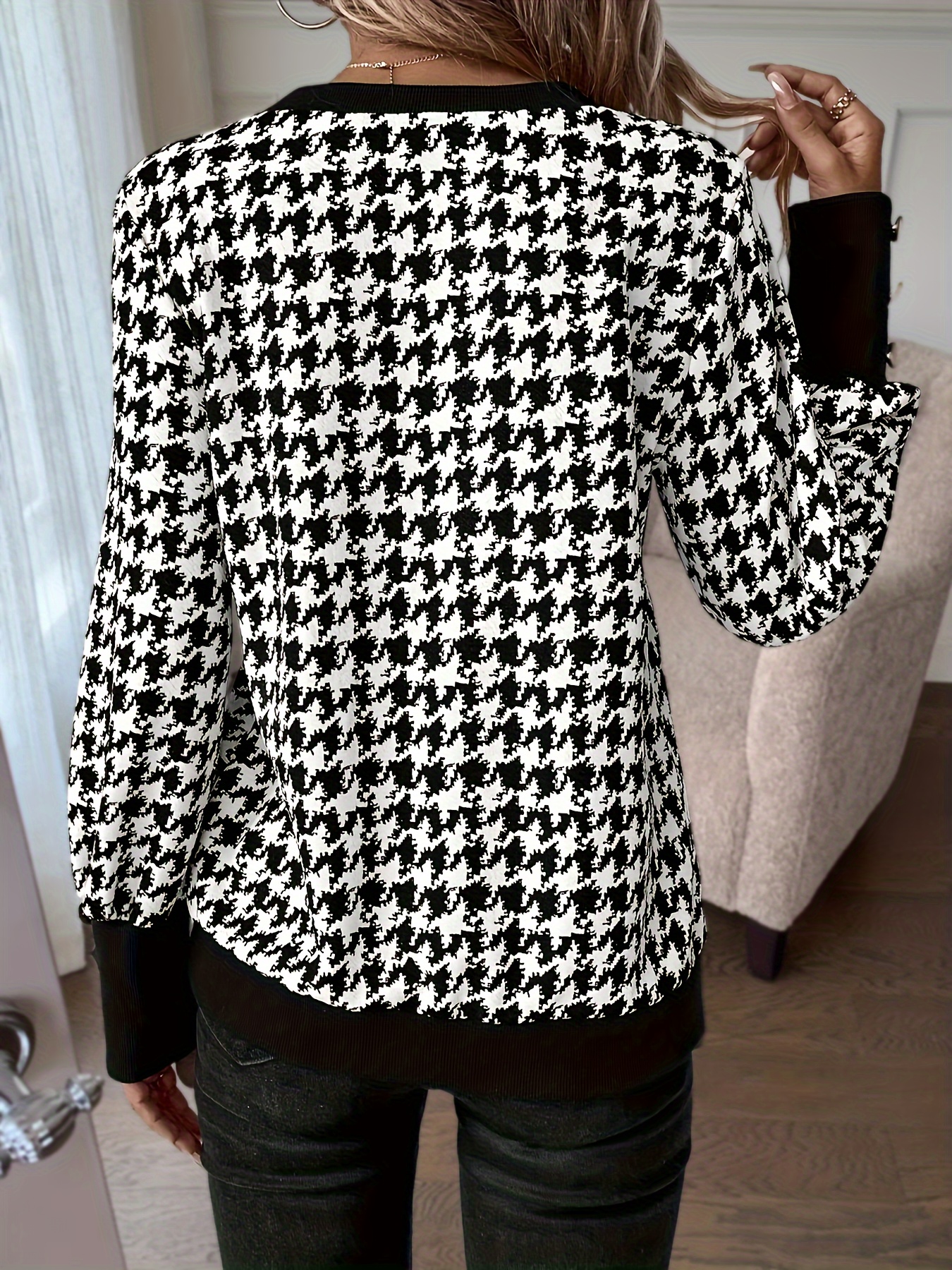 Tričko S Potiskem Houndstooth S Výstřihem Do V, Elegantní Top S Knoflíkem A Dlouhým Rukávem Na Jaro A Podzim, Dámské Oblečení