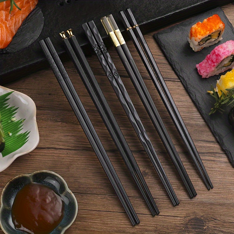 4 Pairs Chinese Chopsticks Wooden Sushi Sticks Japanese Chopstick Set  Reusable Korean Food Chop Sticks Kitchen