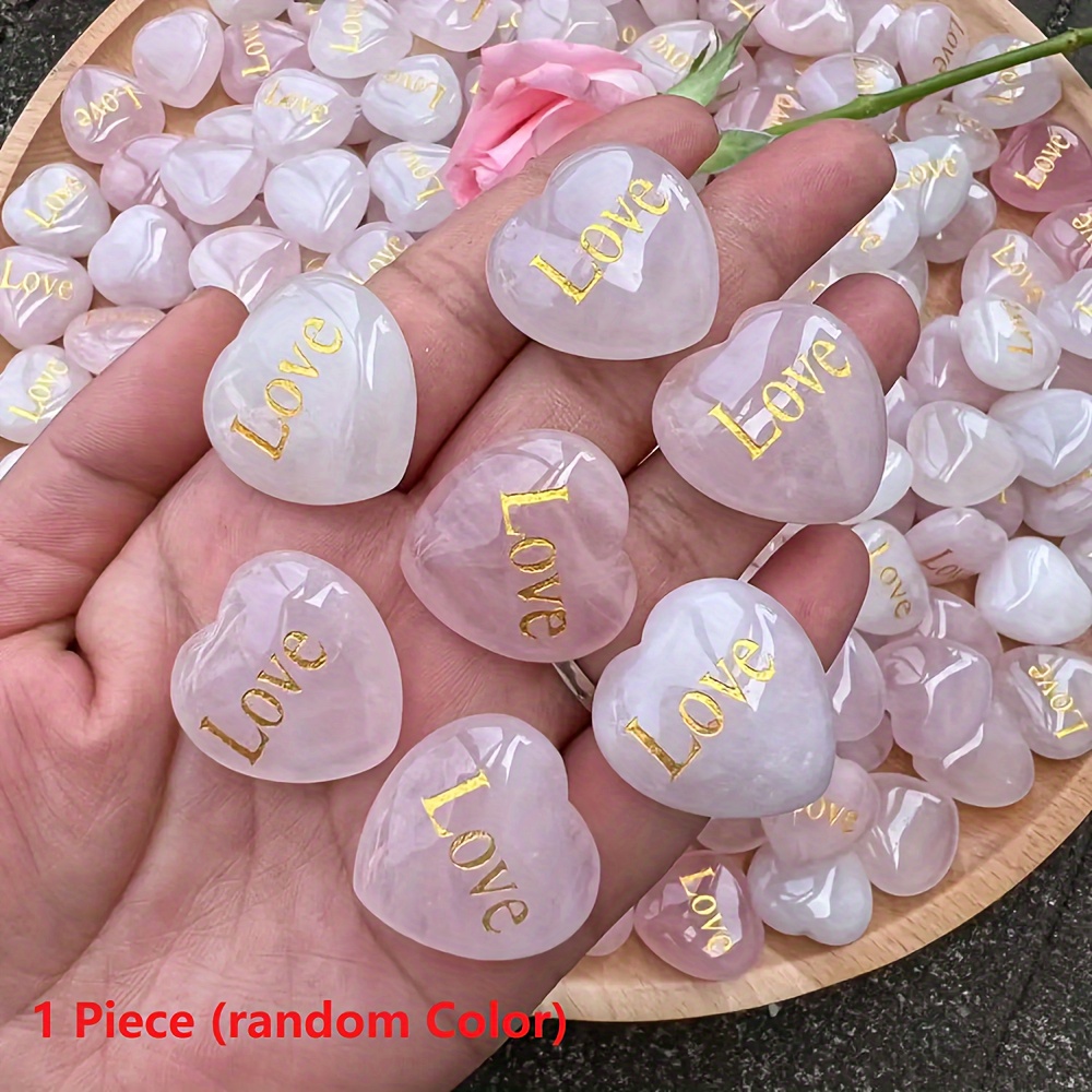 Image of 1pc/10pcs Random Quartz Heart-shaped Jewelry, Rose Quartz "love" Carved Ornament, Golden Pattern Crystal Craft Ornament, Gift For , Natural Crystal Will Have Chromatic , Irregular , And Small Chips