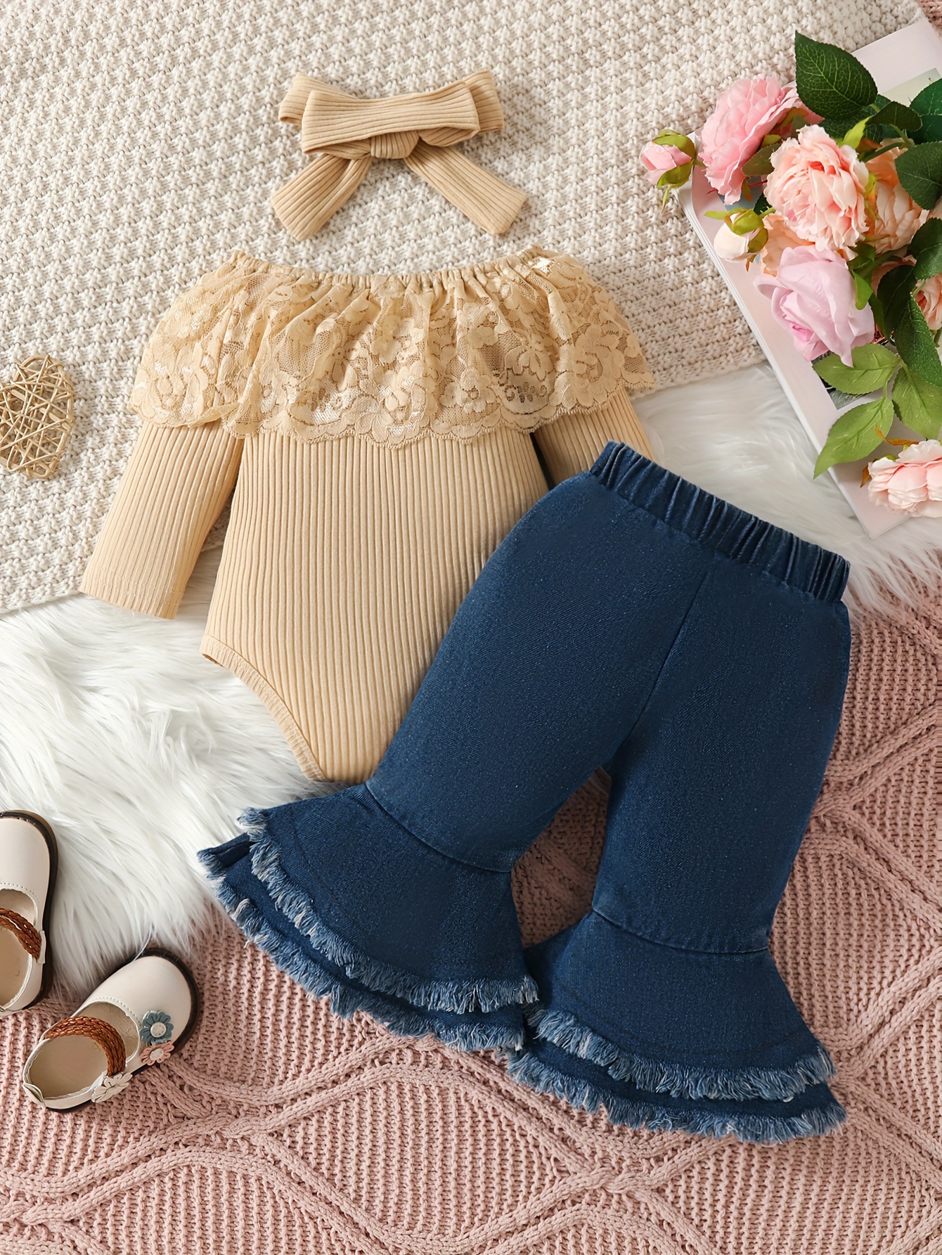 spring and autumn girls outfit featuring a ribbed lace onesie and fringed flared jeans a two piece set for infants and toddlers for outdoor Product details 7