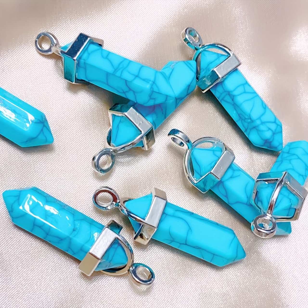 2pcs Turquoise Bullet Shape Pendant Set