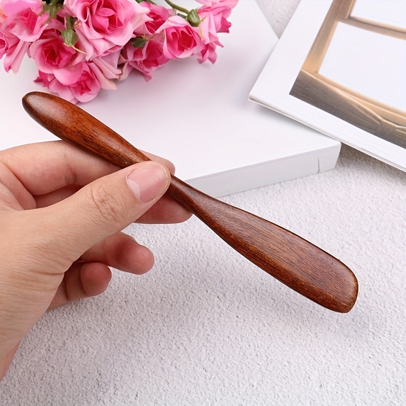 Wooden Handle Versatile Butter Knife for Soft Cheese and Peanut