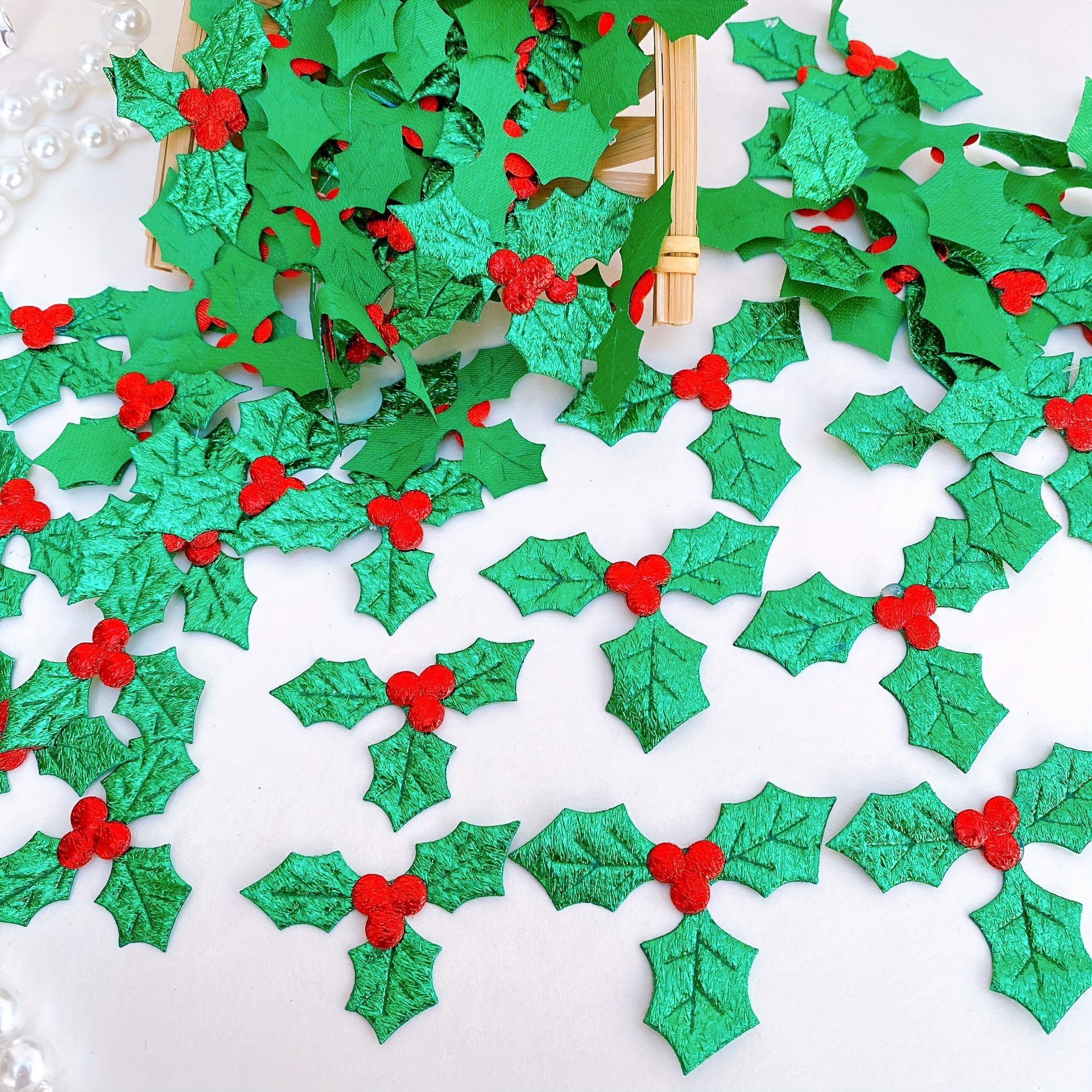 

100pcs Fabric Holly Berry With Green Leaves Christmas Headdress, Leaf Stickers For Diy Hair Accessories