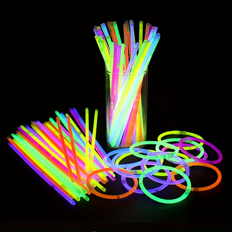 Glow Sticks Bulk Party Pack - 10 Large Glow Sticks - Neon Accessories  Light Sticks Glow in The Dark Party Supplies for Concert, Wedding, &  Birthday
